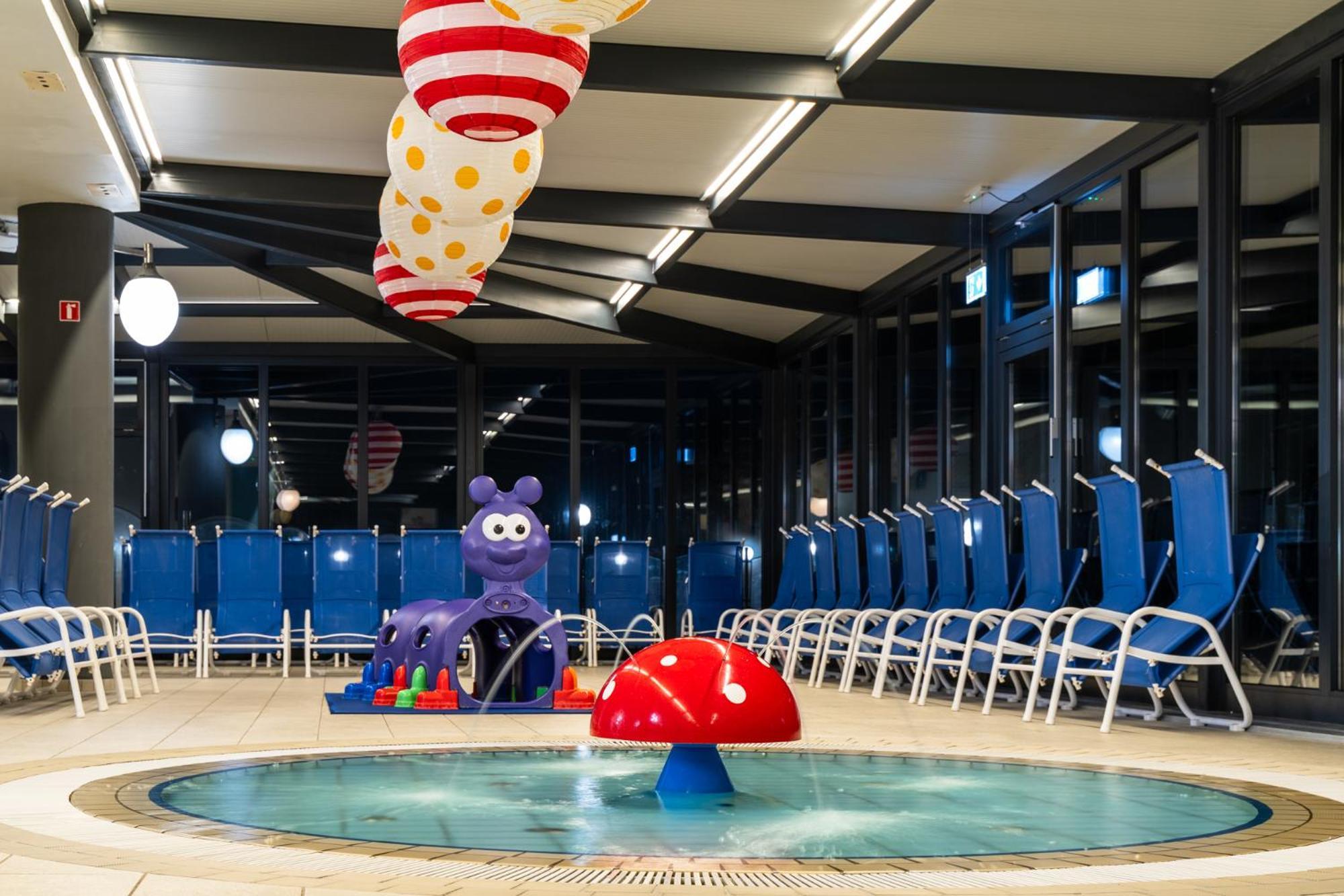 Terme Banovci - Mobilne Hiske Med Brajdami Hotel ภายนอก รูปภาพ